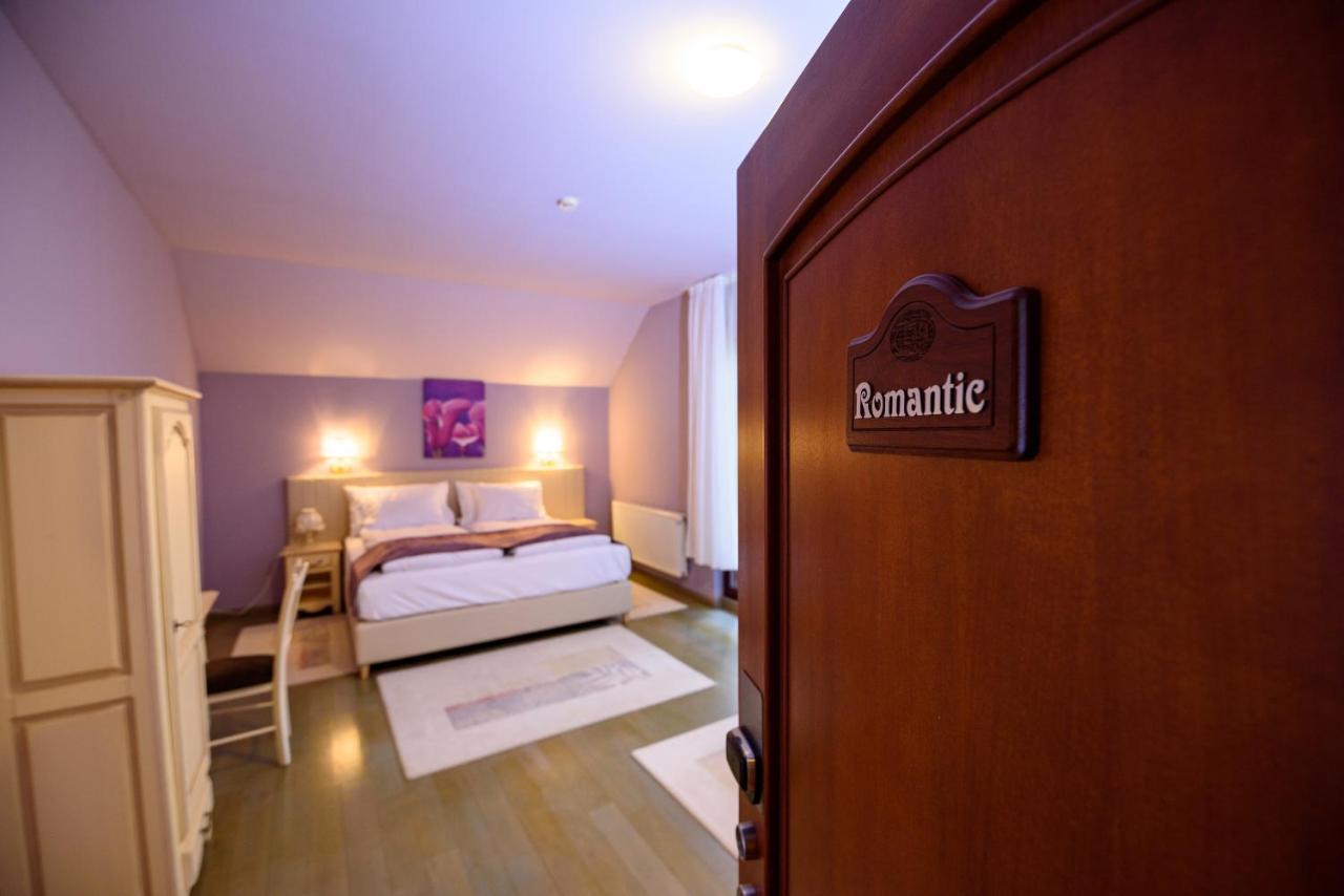 Boutique Hotel Casa Emil Poiana Brasov Exteriör bild